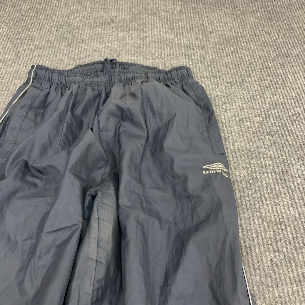 Umbro Track Pants Mens L Navy Blue Polyester Side Stripe Athletic Gorpcore Style